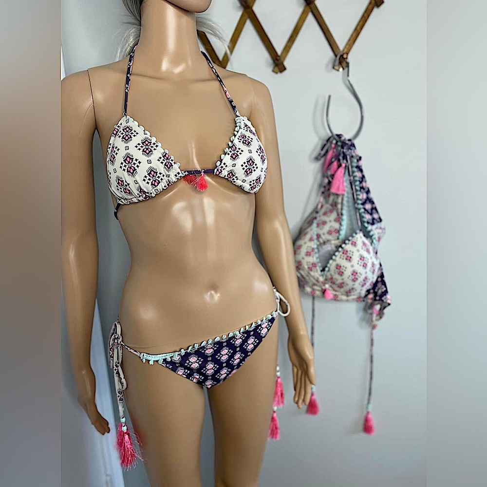 Victoria’s Secret Bikini Bundle